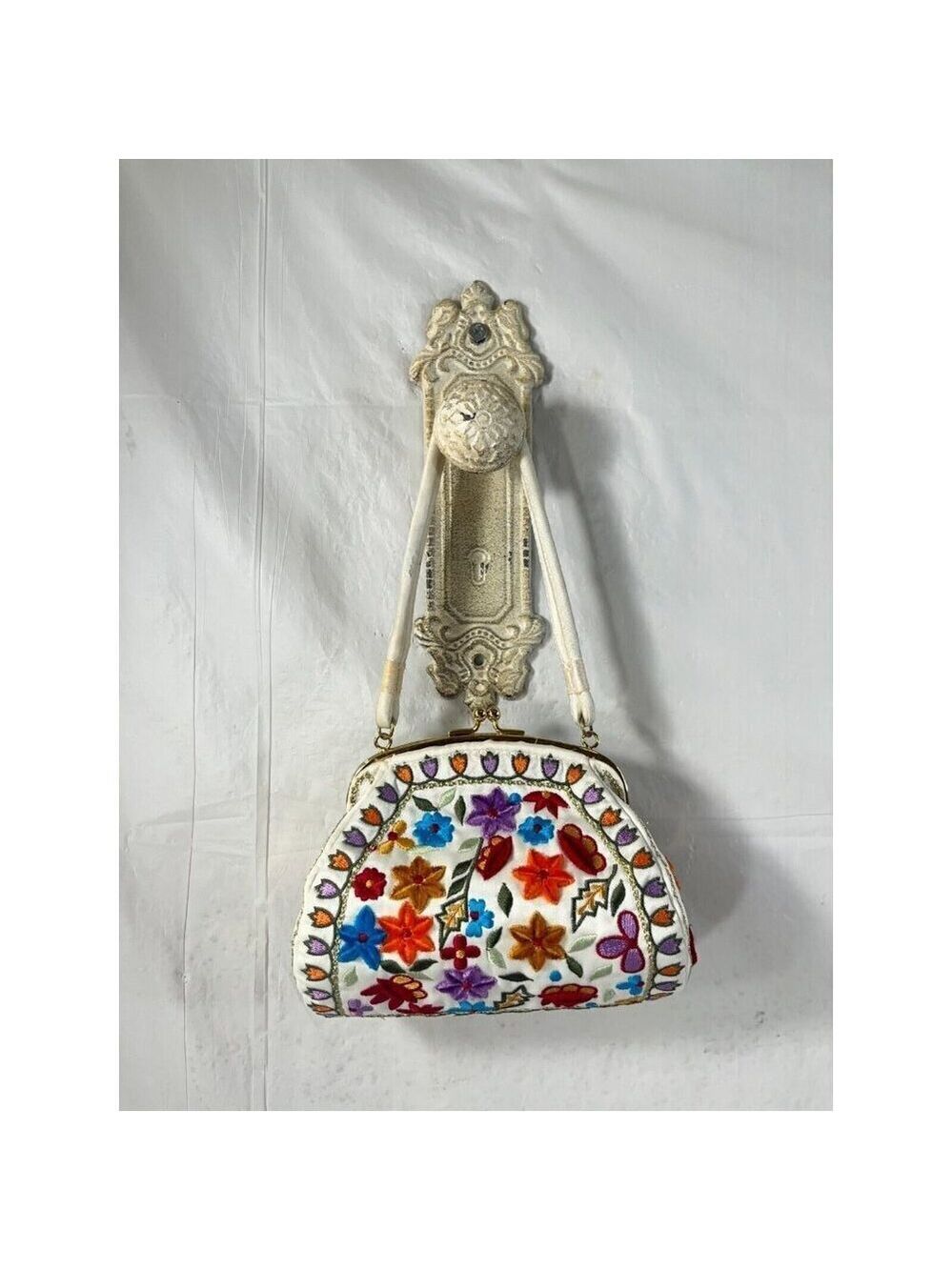 Valerie Stevens kiss-lock Evening Bag embroidered velvet FLOWERS